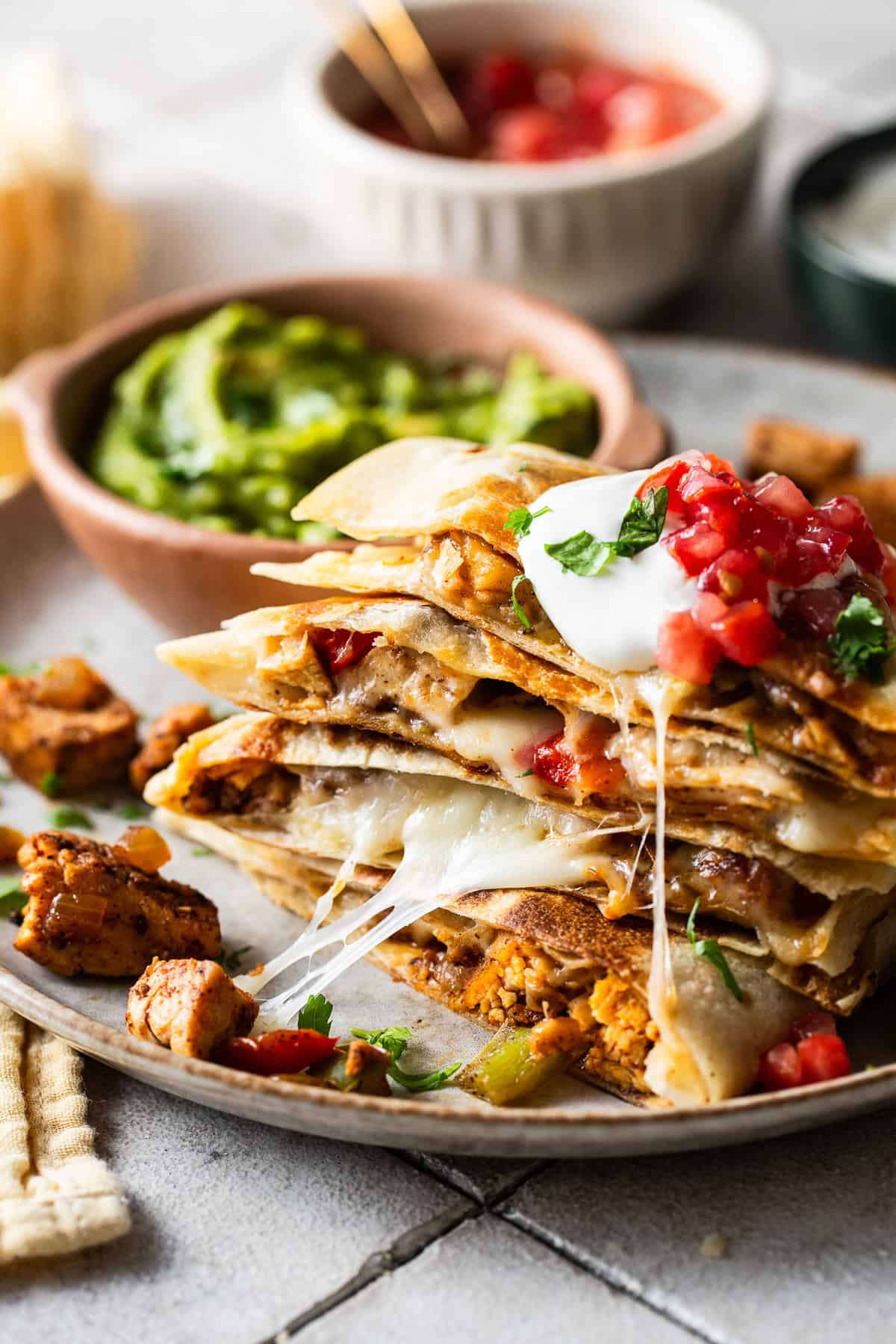 Easy Chicken Fajita Quesadilla Recipe for Weeknights